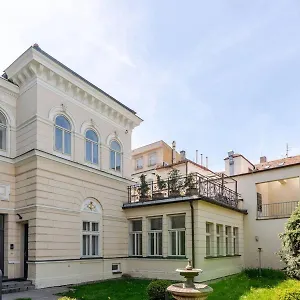  Villa Unique Location With Hot-tub, Terrace And Garden