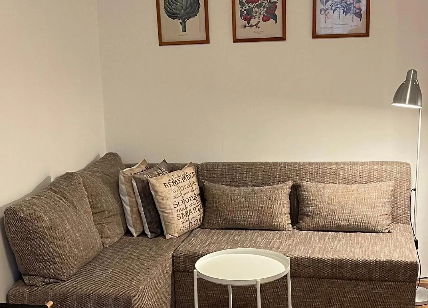 Apartment Slavikova 11 프라하