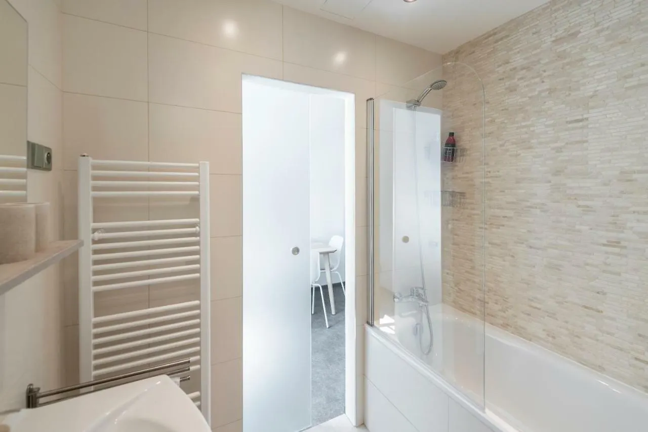 Apartment Slavikova 11 프라하